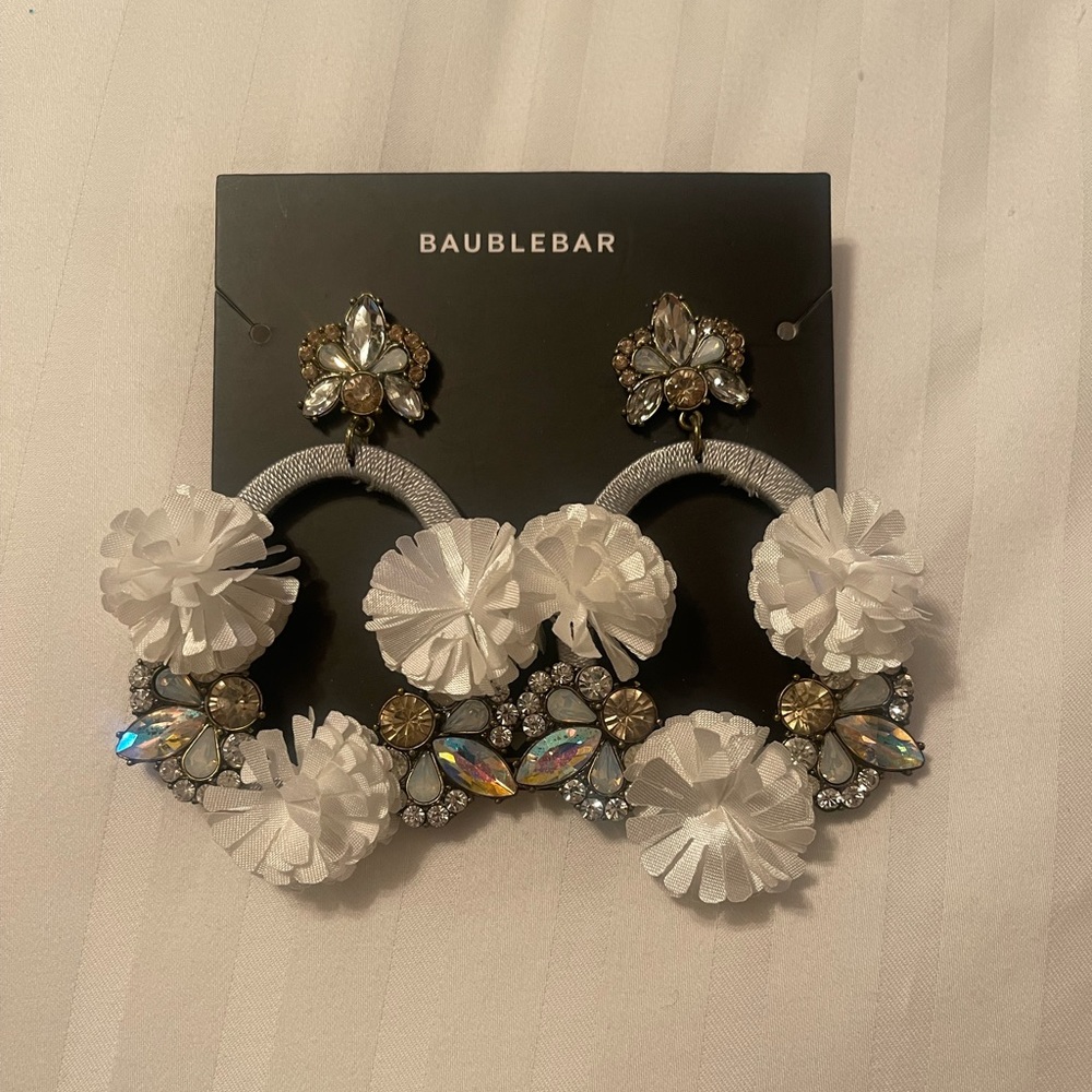 Baublebar Grey & White Floral Earrings